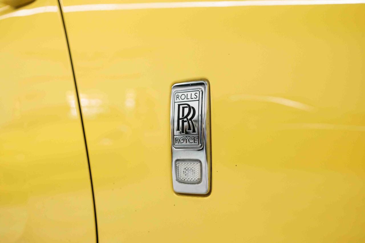 Used 2017 Rolls-Royce Dawn RWD image 66