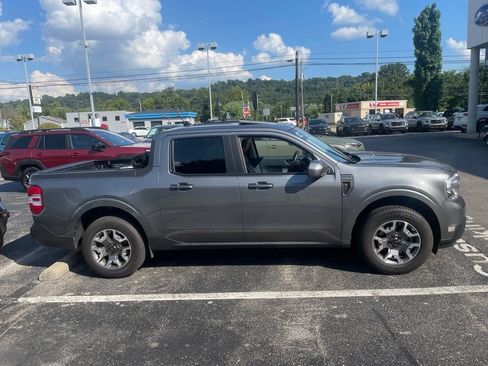 Used 2022 Ford Maverick Lariat w/ Lariat Luxury Package AWD/4WD image 7