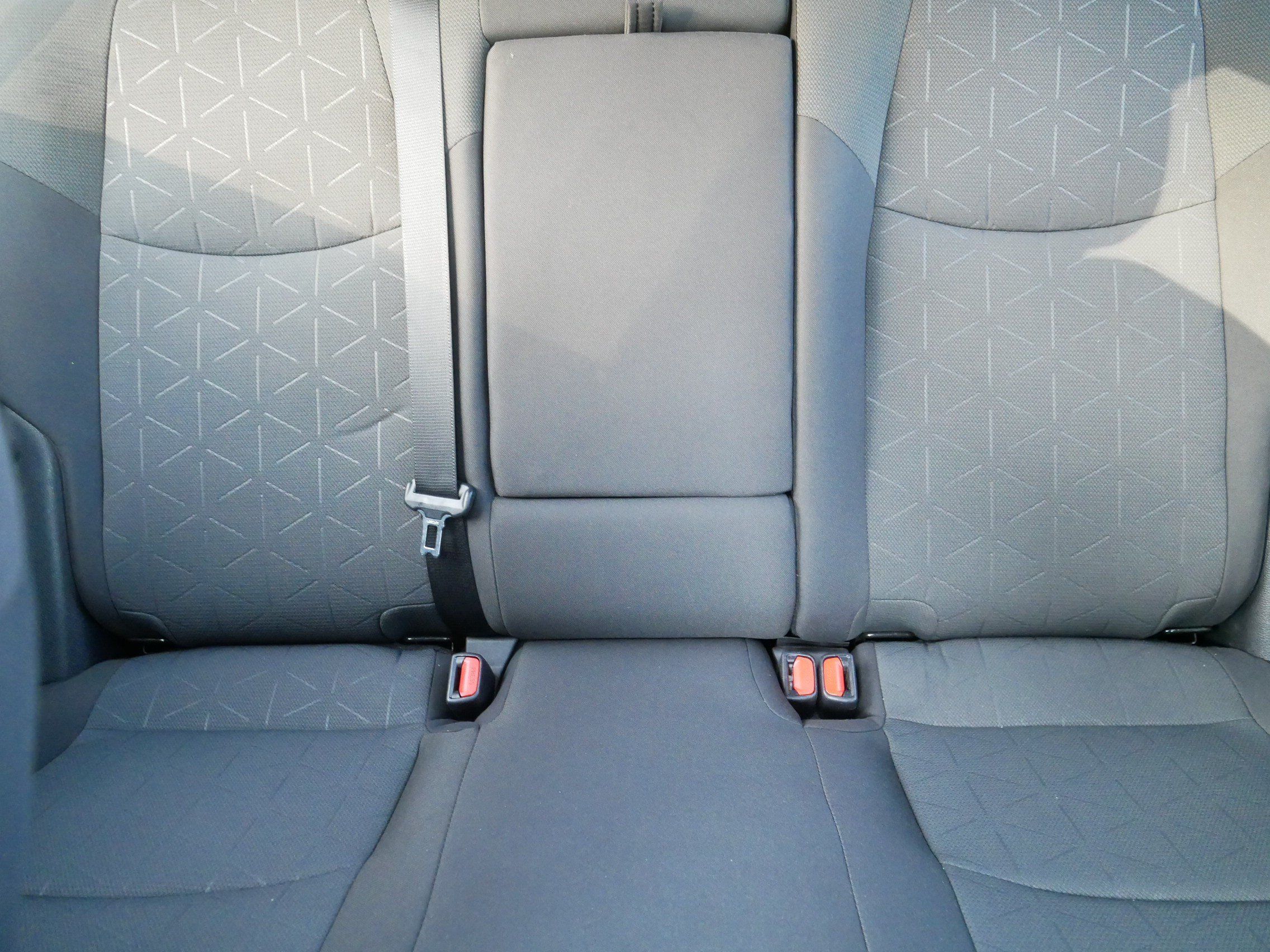Used 2019 Toyota RAV4 XLE AWD/4WD image 13