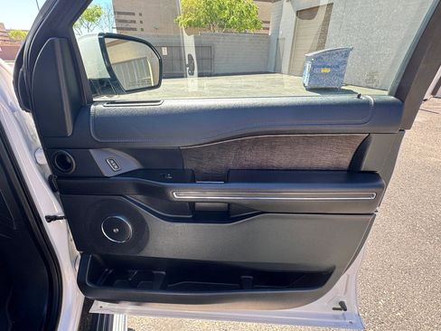 Used 2018 Ford Expedition Max Limited w/ Equipment Group 302A image 29