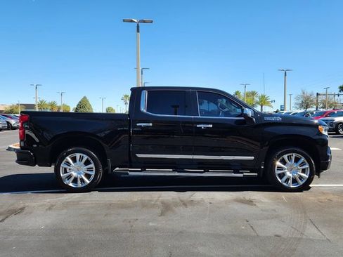 Used 2025 Chevrolet Silverado 1500 High Country w/ High Country Premium Package image 7
