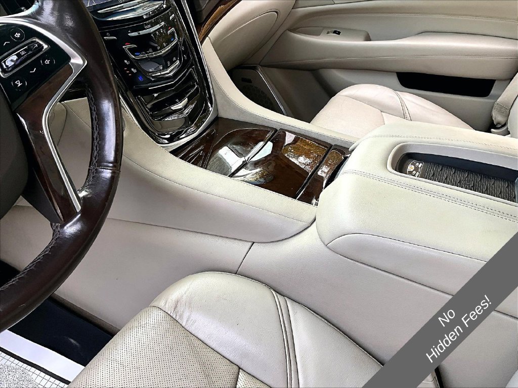 Used 2017 Cadillac Escalade ESV Premium Luxury AWD/4WD image 12