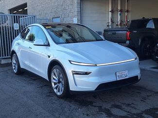 Used 2026 Tesla Model Y video 4
