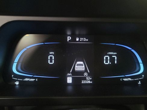 Used 2024 Hyundai Elantra SE image 23