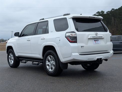 Used 2021 Toyota 4Runner SR5 Premium w/ Moonroof Package image 3