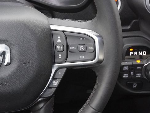Used 2025 RAM 1500 Big Horn AWD/4WD image 23