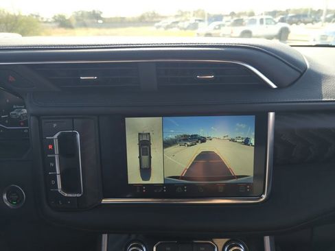 Certified 2024 GMC Yukon XL Denali w/ Denali Reserve Package image 11