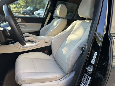 Certified 2025 Mercedes-Benz GLE 450 4MATIC image 21
