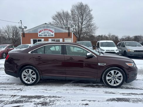 Used 2010 Ford Taurus Limited image 4