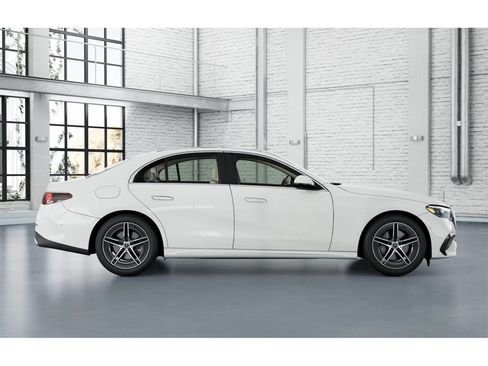 New 2026 Mercedes-Benz E 350 4MATIC Sedan image 16