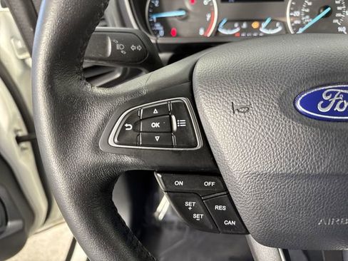 Used 2018 Ford EcoSport SE image 12
