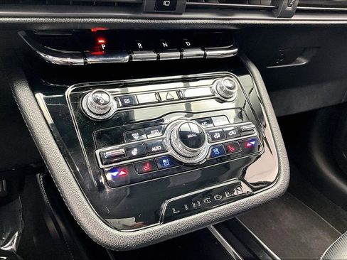 Used 2022 Lincoln Corsair AWD w/ Equipment Group 101A image 31