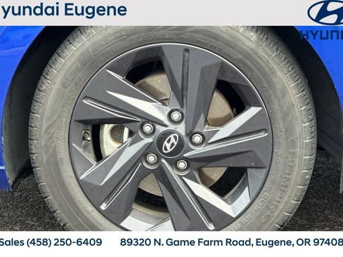 Used 2023 Hyundai Elantra SEL FWD image 33