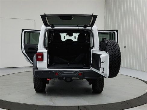 New 2026 Jeep Wrangler Unlimited Rubicon w/ Technology Group image 14