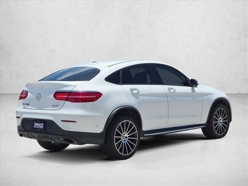 Used 2019 Mercedes-Benz GLC 300 4MATIC Coupe image 5