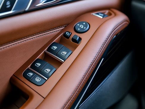 New 2026 BMW X7 xDrive40i w/ Executive Package image 19