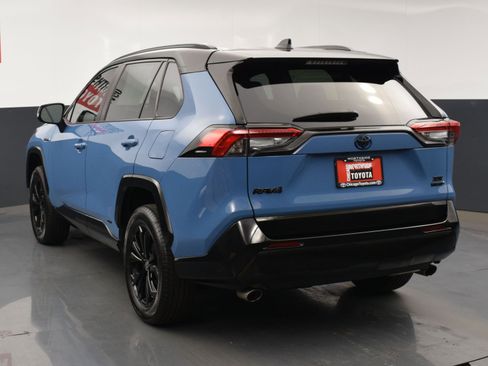 Used 2022 Toyota RAV4 XSE image 3
