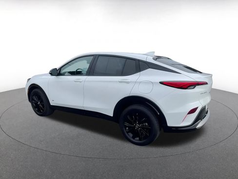 Used 2025 Buick Envista Sport Touring image 10