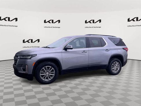 Used 2023 Chevrolet Traverse LT AWD/4WD image 1