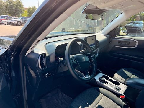 Used 2023 Ford Bronco Sport Big Bend image 9
