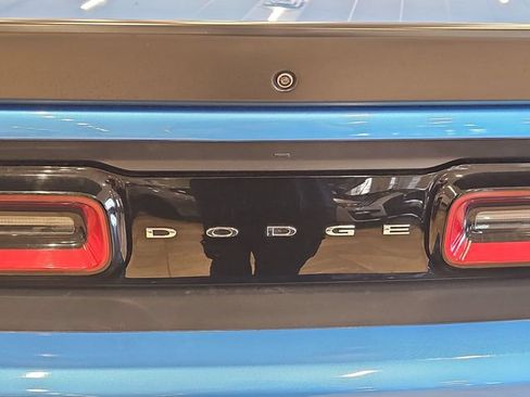 Used 2016 Dodge Challenger SRT Hellcat RWD image 34