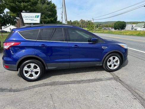 Used 2016 Ford Escape SE w/ SE Leather Comfort Package FWD image 7