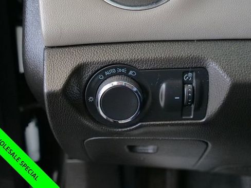 Used 2014 Chevrolet Cruze LT image 25