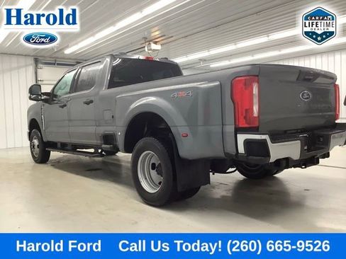 Used 2025 Ford F350 XLT image 4
