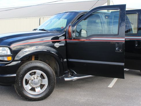 Used 2004 Ford F250 XL image 6