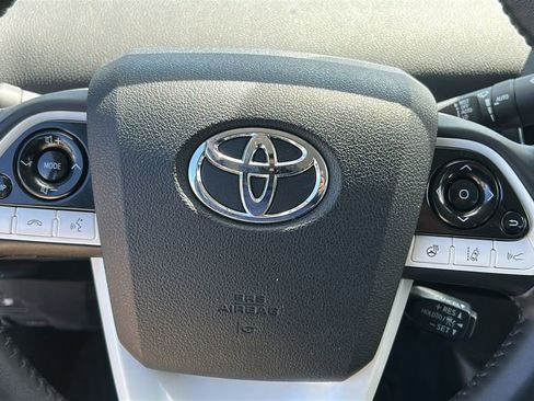 Used 2017 Toyota Prius Prime Advanced FWD image 13