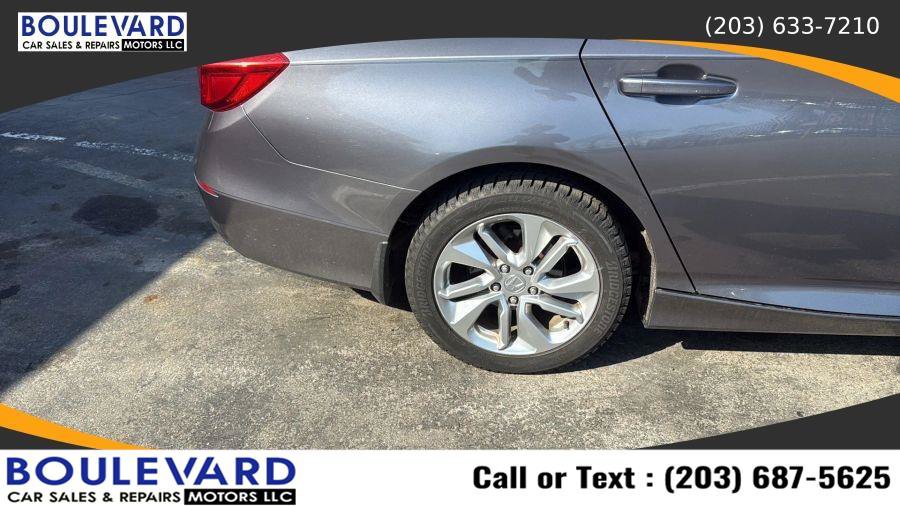 Used 2018 Honda Accord LX image 11