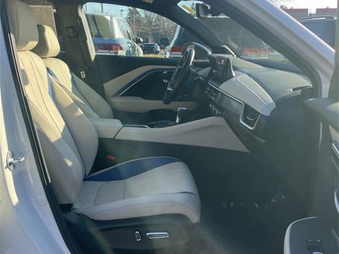 Used 2025 Acura ADX A-Spec image 15