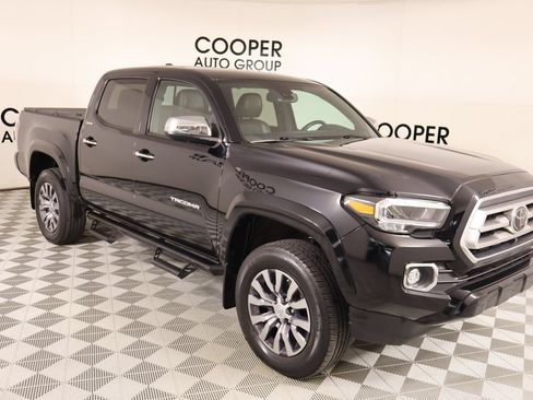 Used 2021 Toyota Tacoma Limited AWD/4WD image 1