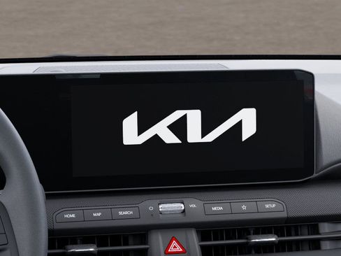 New 2026 Kia K4 LX image 21