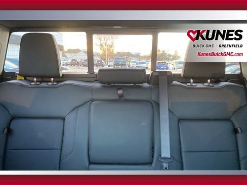 New 2026 GMC Sierra 1500 Elevation w/ Elevation Premium Package AWD/4WD image 32