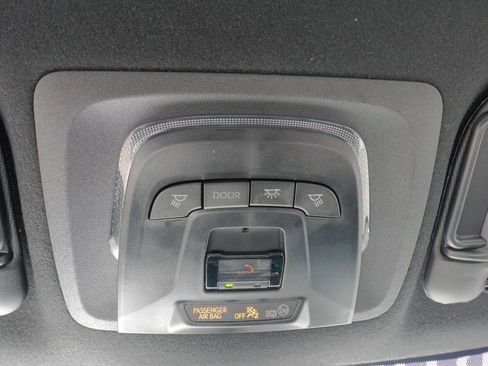 Used 2024 Toyota Corolla SE image 29