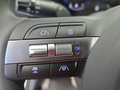 New 2026 Hyundai Kona SE FWD image 17
