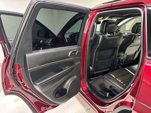 Used 2019 Jeep Grand Cherokee Limited X AWD/4WD image 24