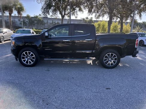 Used 2018 GMC Canyon Denali image 3