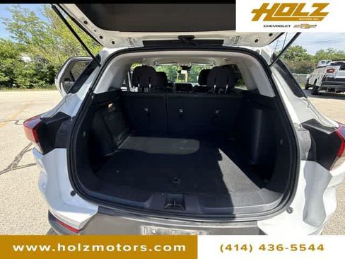 Certified 2025 Chevrolet TrailBlazer LS w/ LS Convenience Package FWD image 24