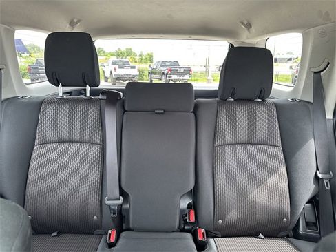 Used 2024 Toyota 4Runner TRD Off-Road image 33