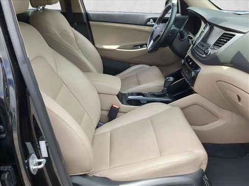 Used 2017 Hyundai Tucson SE Plus FWD image 27