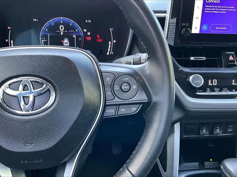 Certified 2025 Toyota Corolla Cross XLE AWD/4WD image 25
