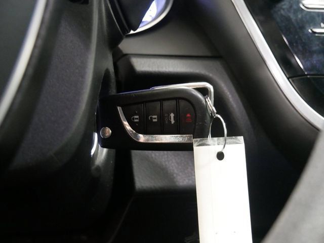 Used 2019 Toyota Camry LE FWD image 26
