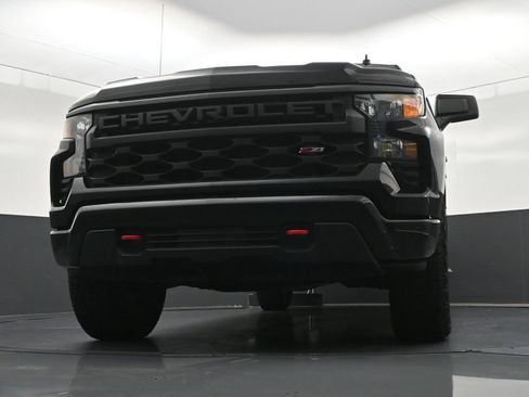 Used 2025 Chevrolet Silverado 1500 Custom Trail Boss AWD/4WD image 31