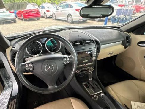 Used 2005 Mercedes-Benz SLK 350 image 9