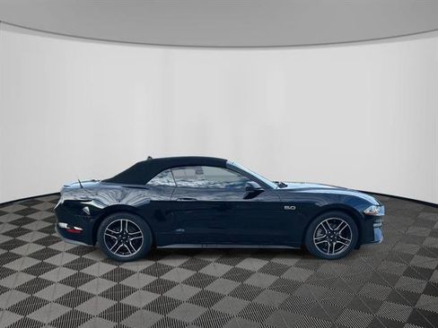 Used 2020 Ford Mustang Premium image 4