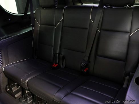 Used 2021 Cadillac Escalade ESV Premium Luxury w/ Driver Assist Tech Package AWD/4WD image 12