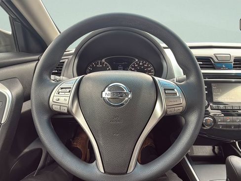 Used 2015 Nissan Altima 2.5 S w/ Sport Value Package FWD image 13
