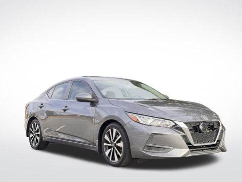 Used 2022 Nissan Sentra SV w/ SV Premium Package image 4